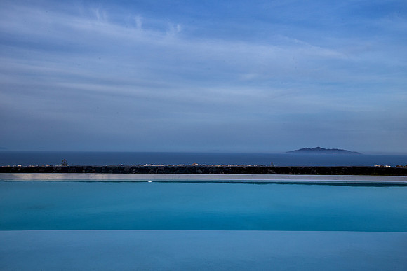 Villa Pavlo.Mesaria  1-