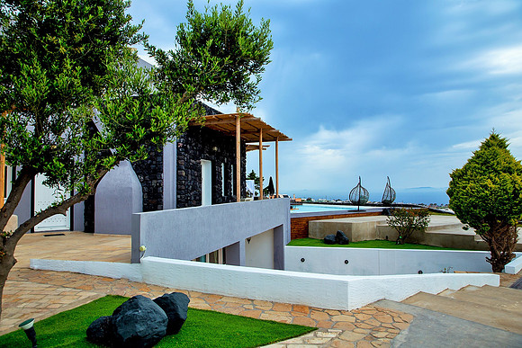 Villa Pavlo.Mesaria 14-