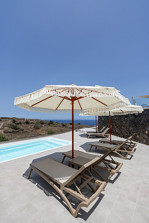 pool (16)