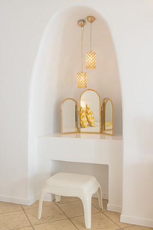 Charm_www©VisualStoryteller-2