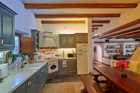 36. Kitchen - 07